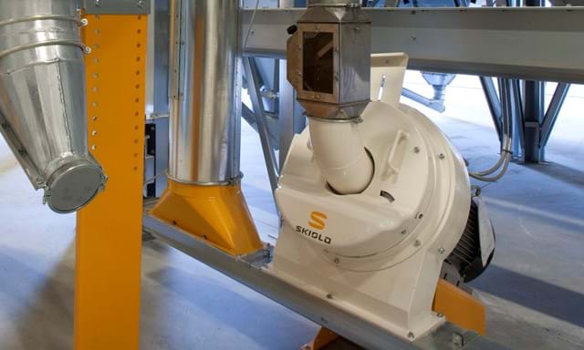 SKIOLD disc mill with inlet magnet